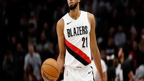 2008年北京奥运男篮对决德国，易建联致命三分锁定八强席位！